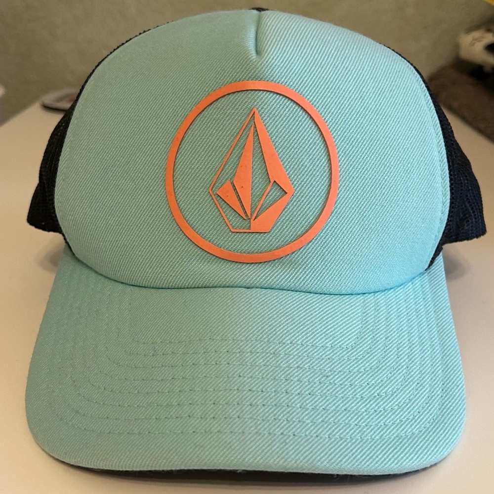 Volcom Snapback Trucker Hat